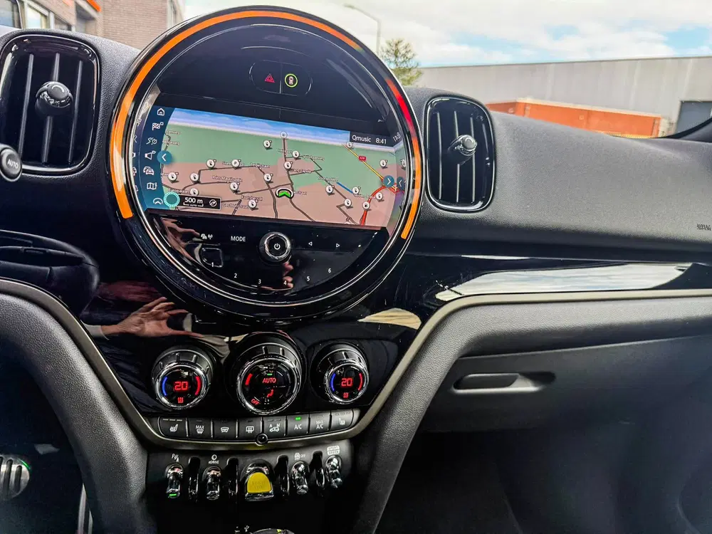 Mini Countryman 2.0 Cooper S E ALL4 John Cooper Works 2 uit 2021, foto 18
