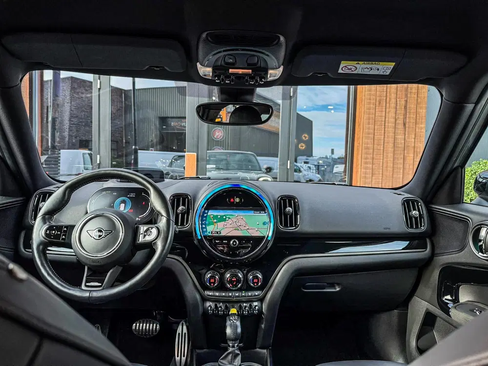 Mini Countryman 2.0 Cooper S E ALL4 John Cooper Works 2 uit 2021, foto 2