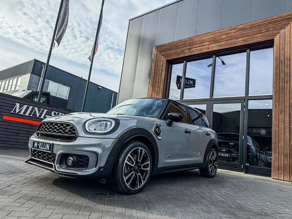 Mini Countryman 2.0 Cooper S E ALL4 John Cooper Works 2 uit 2021, foto 5