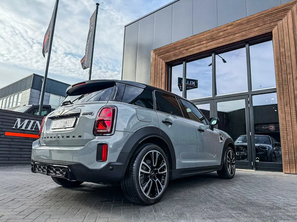 Mini Countryman 2.0 Cooper S E ALL4 John Cooper Works 2 uit 2021, foto 7