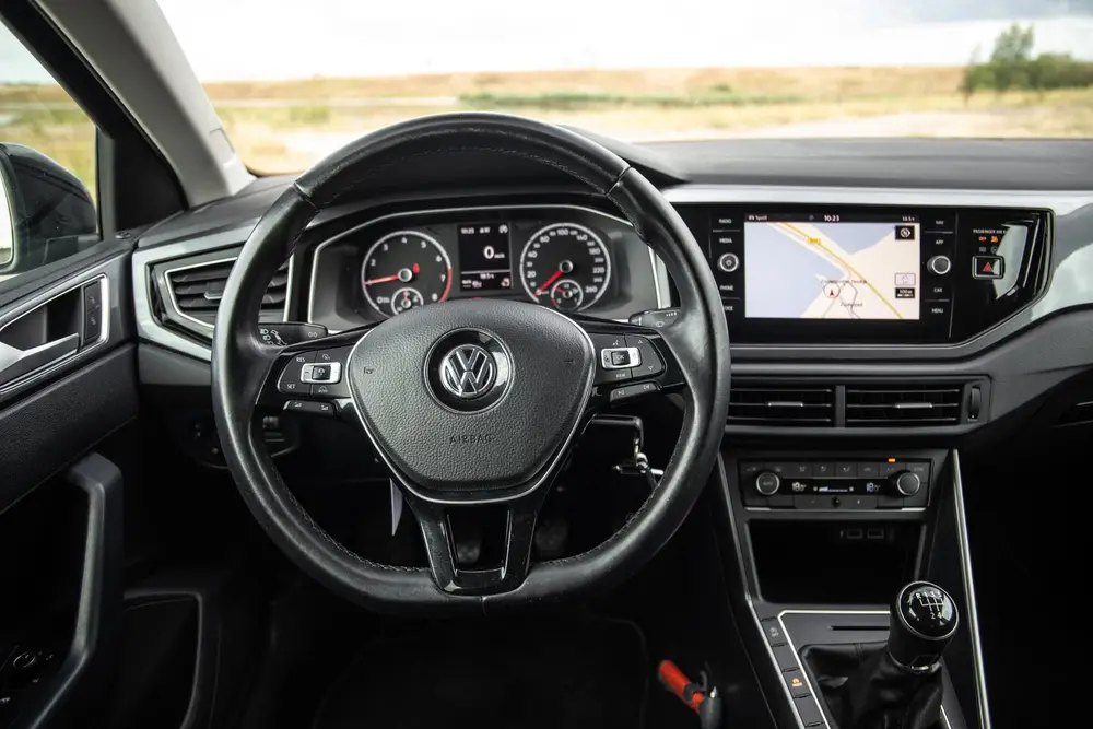 Volkswagen Polo 1.0 TSI Highline R-LINE / CARPLAY / NAVI / Z uit 2019, foto 12