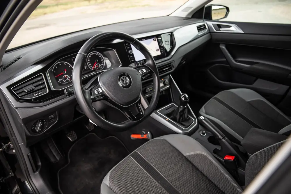 Volkswagen Polo 1.0 TSI Highline R-LINE / CARPLAY / NAVI / Z uit 2019, foto 19