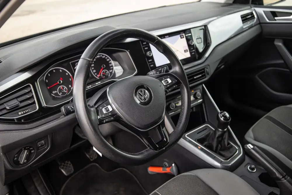 Volkswagen Polo 1.0 TSI Highline R-LINE / CARPLAY / NAVI / Z uit 2019, foto 20