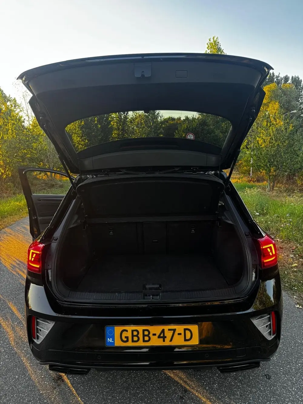 Volkswagen T-Roc 1.5 TSI R-Line Pano IQ Light Cam Led uit 2022, foto 15