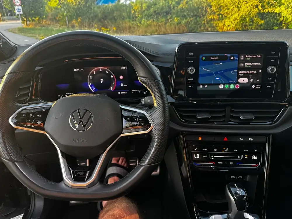 Volkswagen T-Roc 1.5 TSI R-Line Pano IQ Light Cam Led uit 2022, foto 18