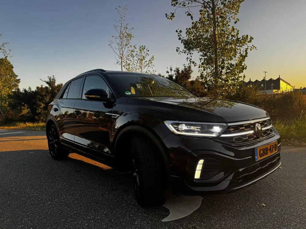 Volkswagen T-Roc 1.5 TSI R-Line Pano IQ Light Cam Led uit 2022, foto 3