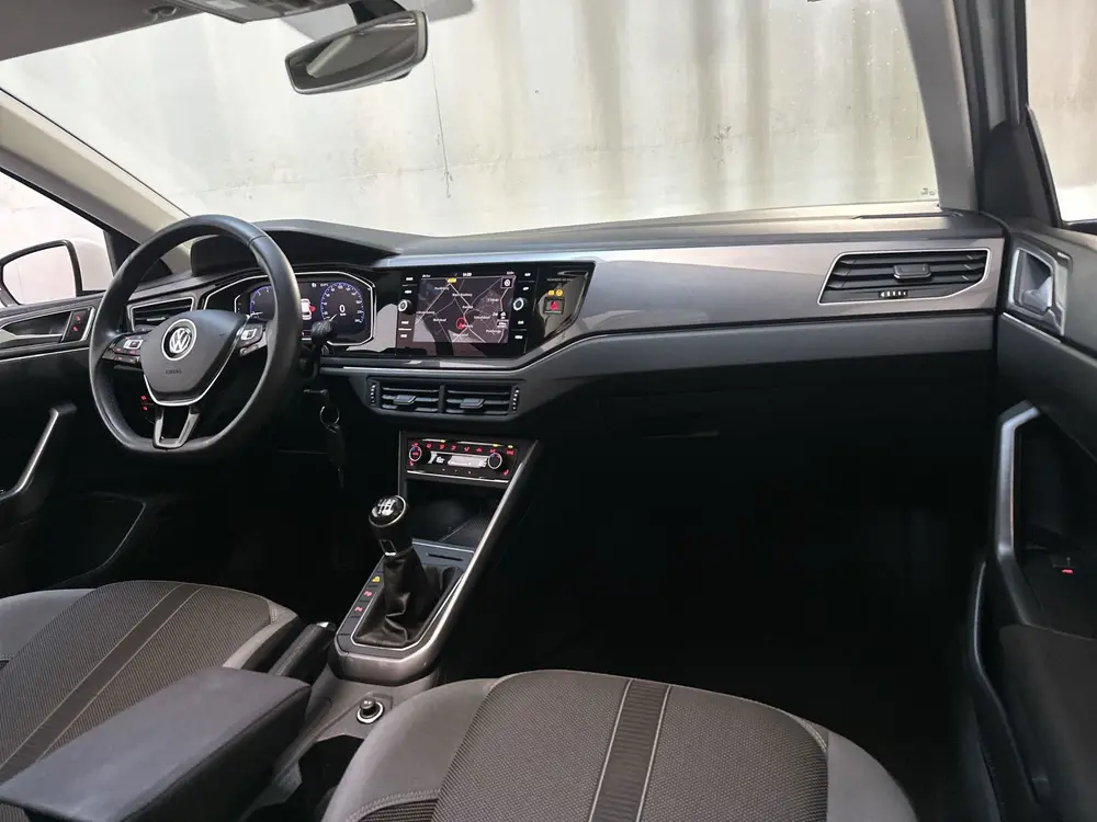 Volkswagen Polo 1.0 TSI 116pk Highline Business R R-Line Pan uit 2019, foto 2