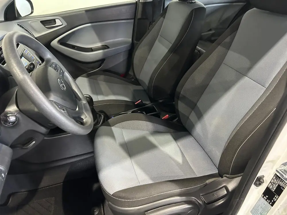 Hyundai I20 1.2 LP i-Drive Cool uit 2019, foto 13