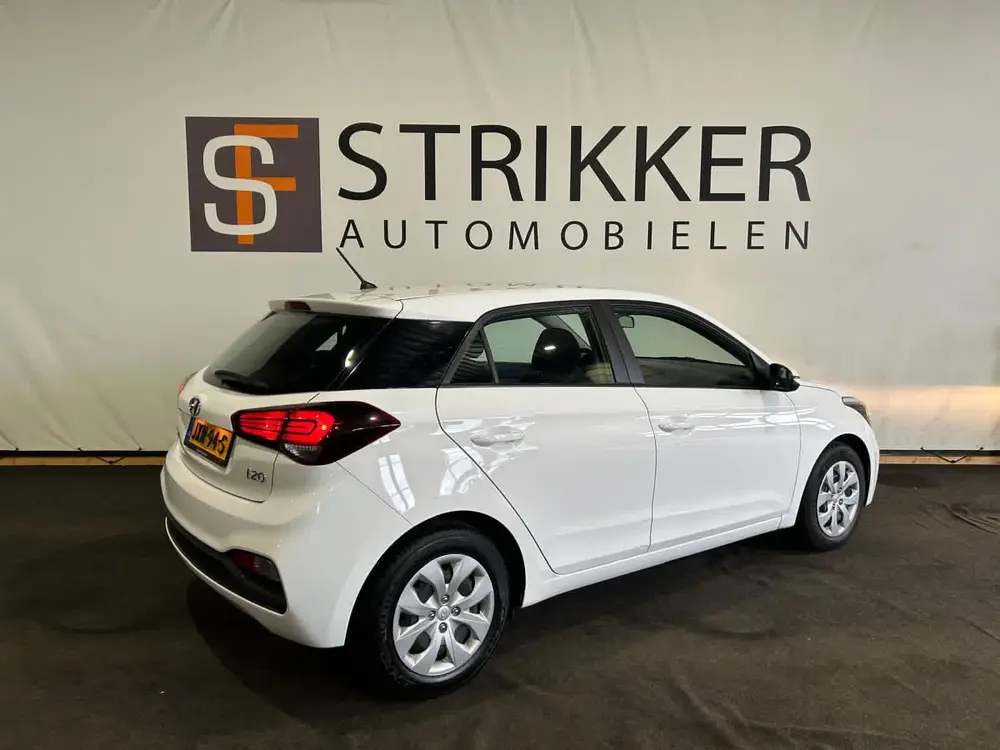 Hyundai I20 1.2 LP i-Drive Cool uit 2019, foto 2