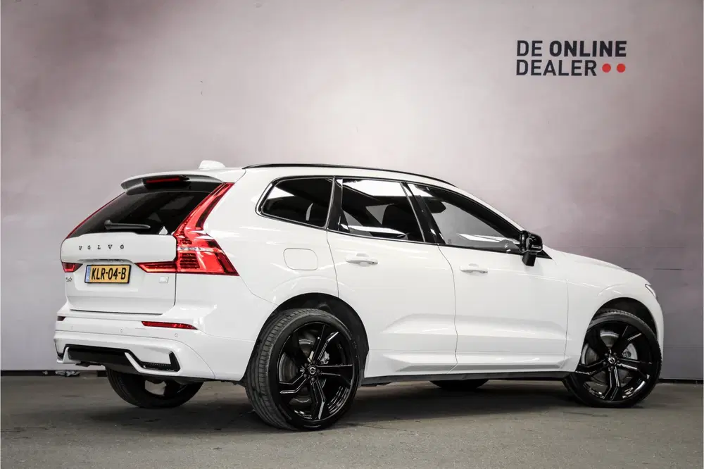 Volvo XC60 2.0 T6 Plugin AWD R-Design uit 2022, foto 6