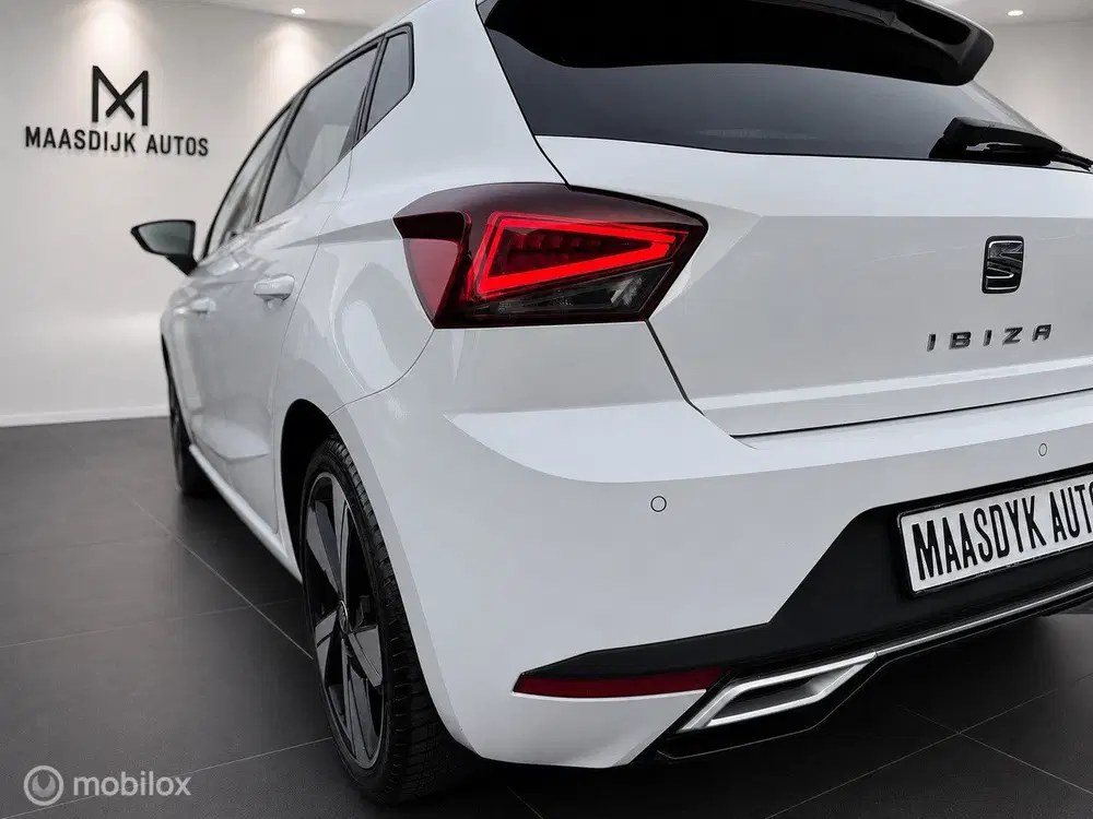 SEAT Ibiza 1.0 TSI FR PANO PDC VIRTUAL CARPLAY ALCANT uit 2020, foto 11