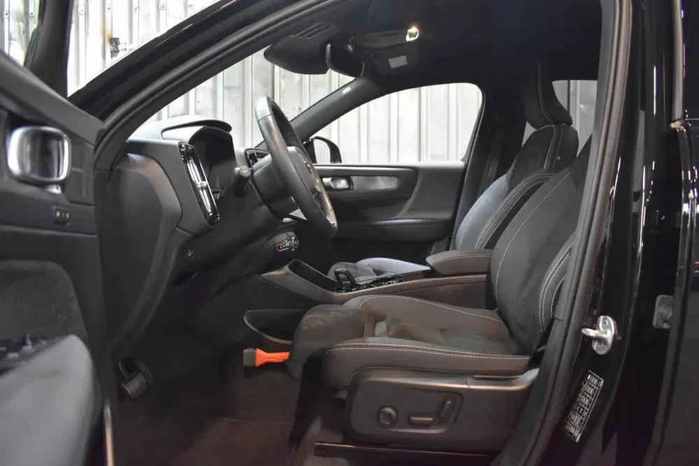 Volvo XC40 T5 262PK [Plug-In] Plus Dark uit 2022, foto 13