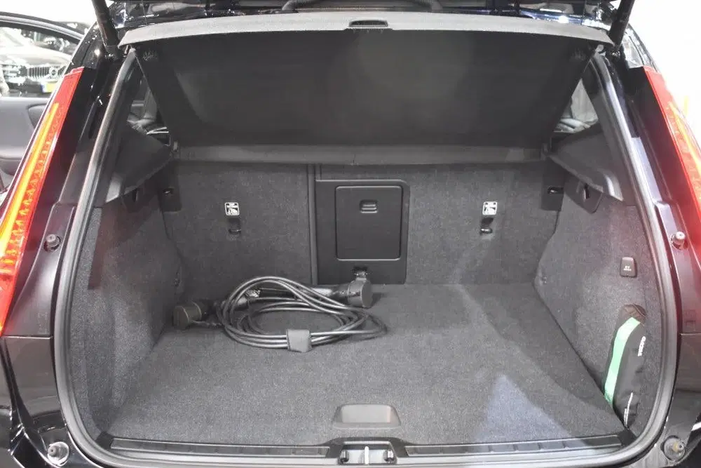 Volvo XC40 T5 262PK [Plug-In] Plus Dark uit 2022, foto 15