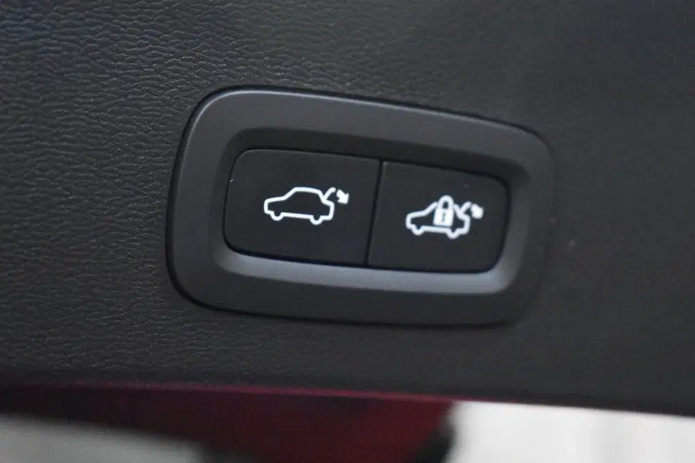 Volvo XC40 T5 262PK [Plug-In] Plus Dark uit 2022, foto 19