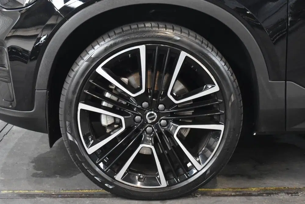 Volvo XC40 T5 262PK [Plug-In] Plus Dark uit 2022, foto 5