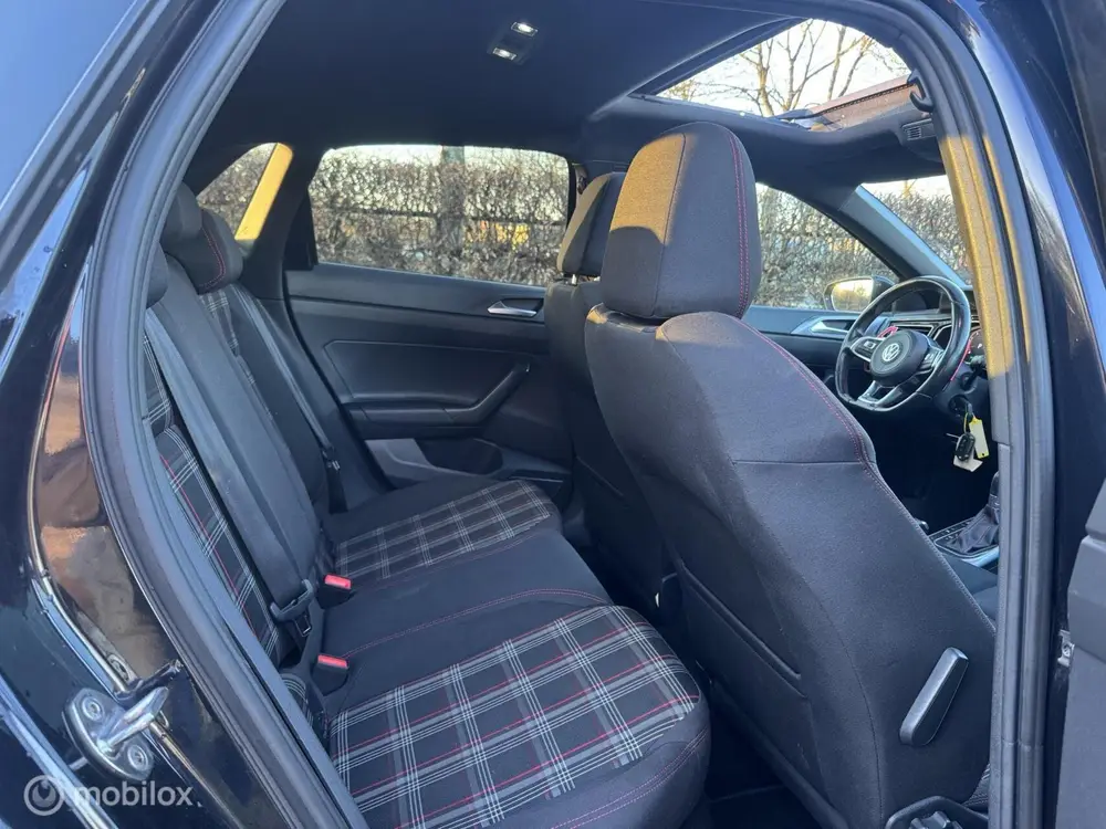 Volkswagen Polo GTI2.0 TSI 200PK /ACC/CARPLAY/PANO/CAMERA/DO uit 2019, foto 12