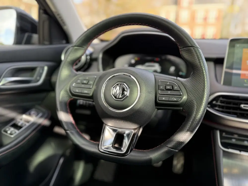 MG EHS 1.5 TGDI Luxury PHEV uit 2023, foto 9