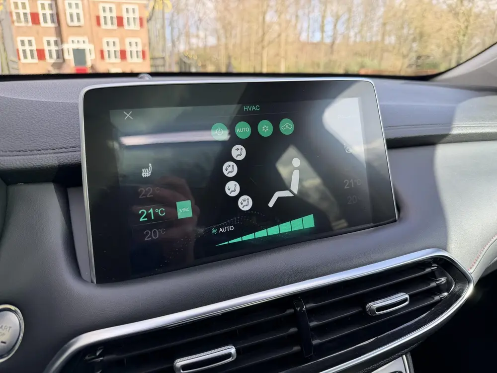 MG EHS 1.5 TGDI Luxury PHEV uit 2023, foto 14