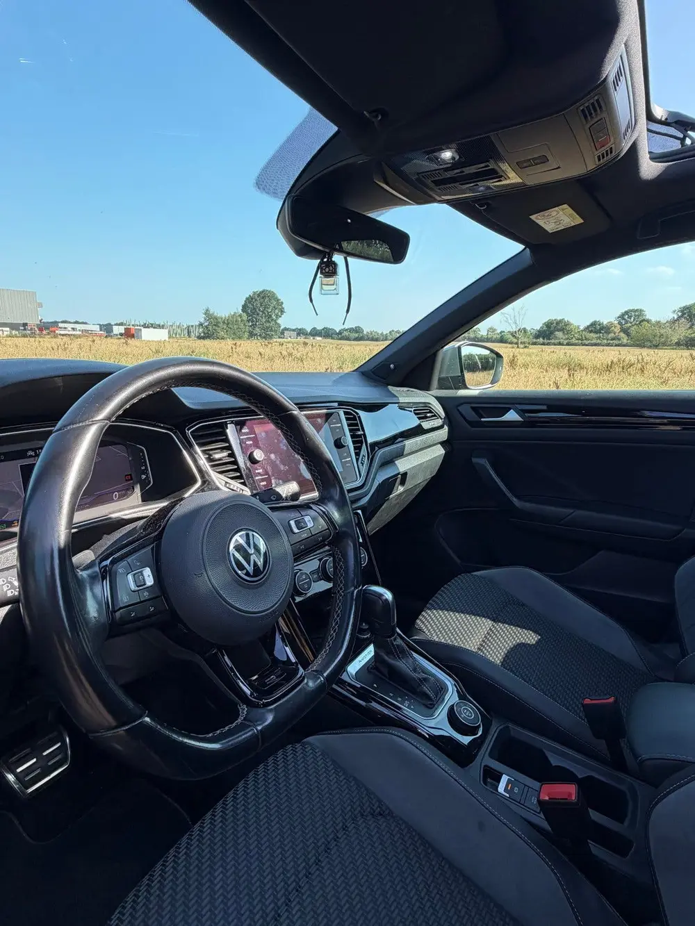 Volkswagen T-Roc 2.0 TSI 300pk 4Motion 7-DSG 2021 Zwart uit 2021, foto 13