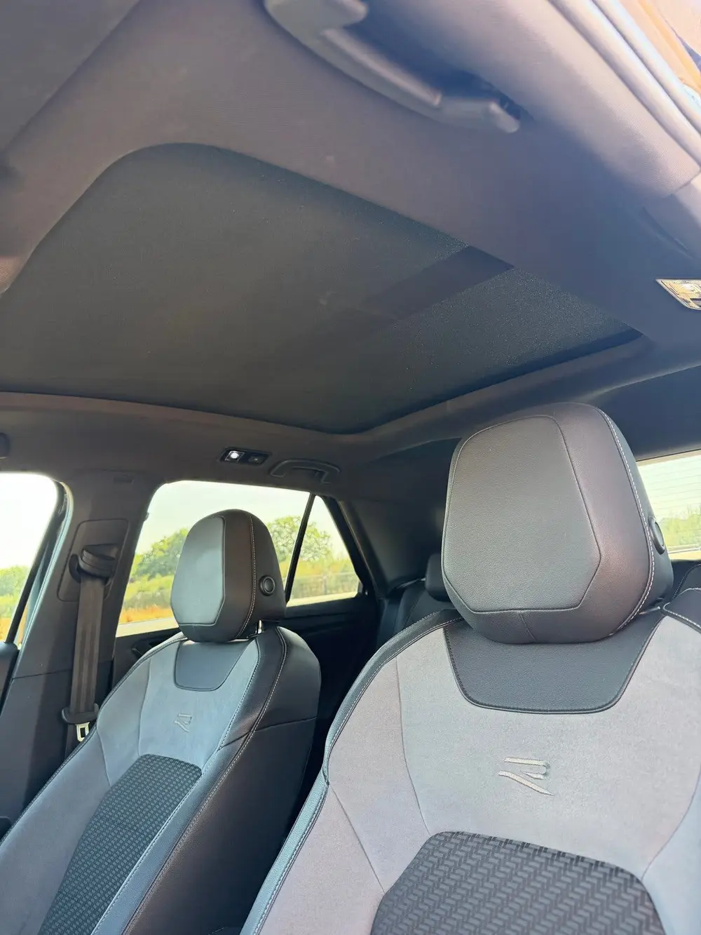 Volkswagen T-Roc 2.0 TSI 300pk 4Motion 7-DSG 2021 Zwart uit 2021, foto 20