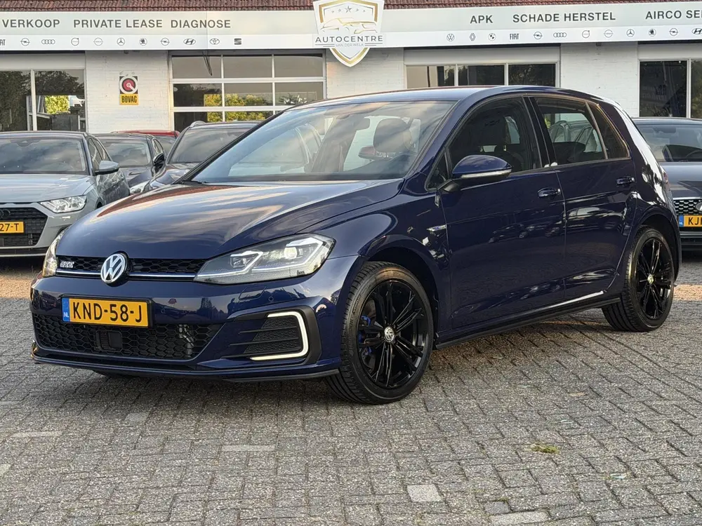 Volkswagen Golf 1.4 eHybrid GTE KLIMA | CRUISE | BOVAG ! uit 2020, foto 6