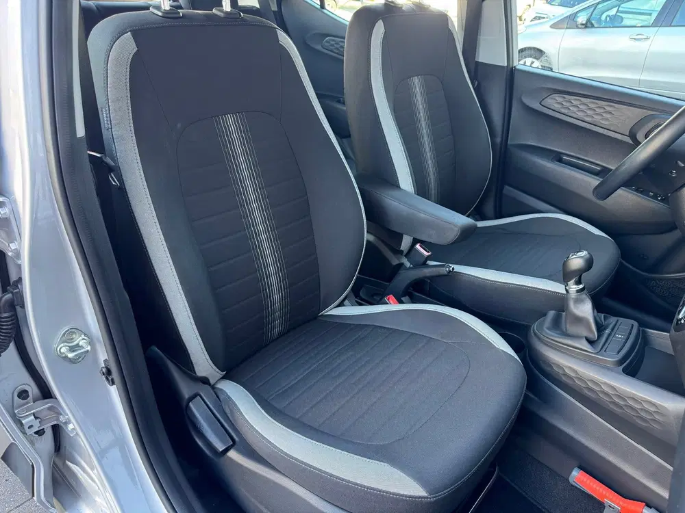 Hyundai i10 1.0 Comfort uit 2021, foto 16