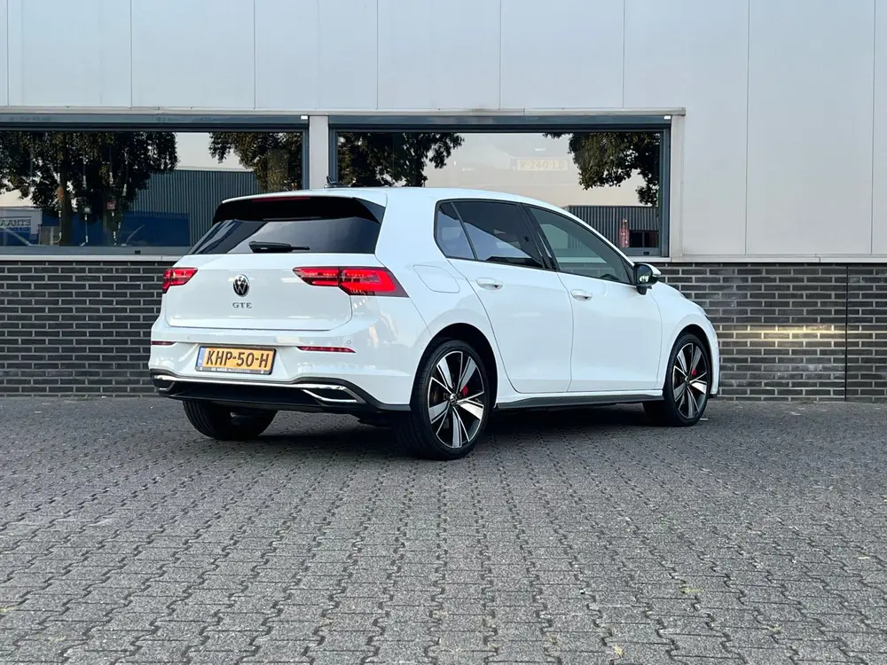 Volkswagen Golf 1.4 TSI eHybrid GTE - IQ. Light - Stoelverw uit 2022, foto 11