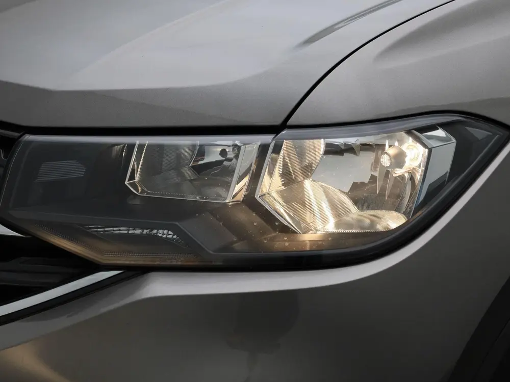 Volkswagen T-Cross 1.0 TSI Life | ACHTERUITRIJCAMERA | APPLE uit 2021, foto 14