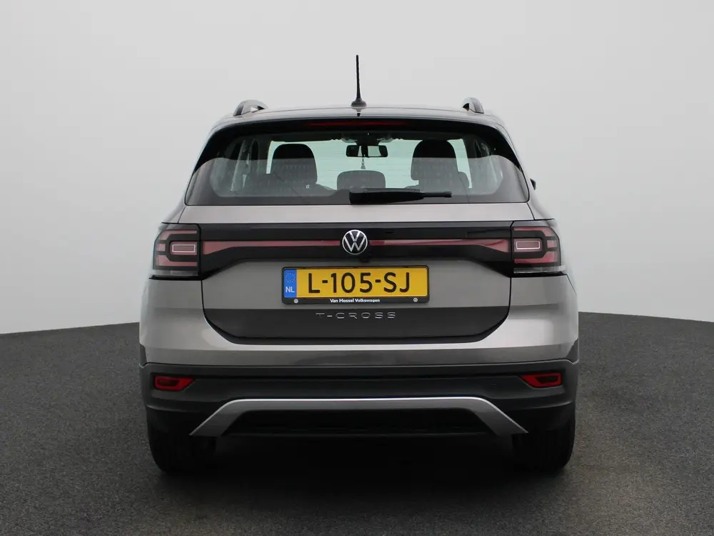 Volkswagen T-Cross 1.0 TSI Life | ACHTERUITRIJCAMERA | APPLE uit 2021, foto 5