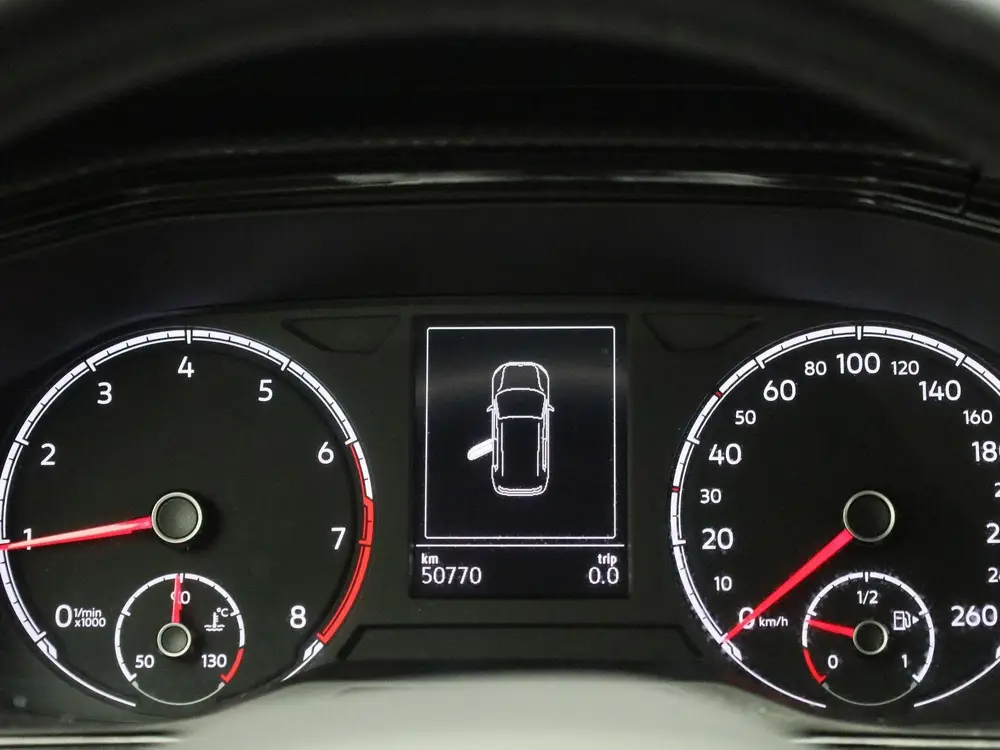 Volkswagen T-Cross 1.0 TSI Life | ACHTERUITRIJCAMERA | APPLE uit 2021, foto 8