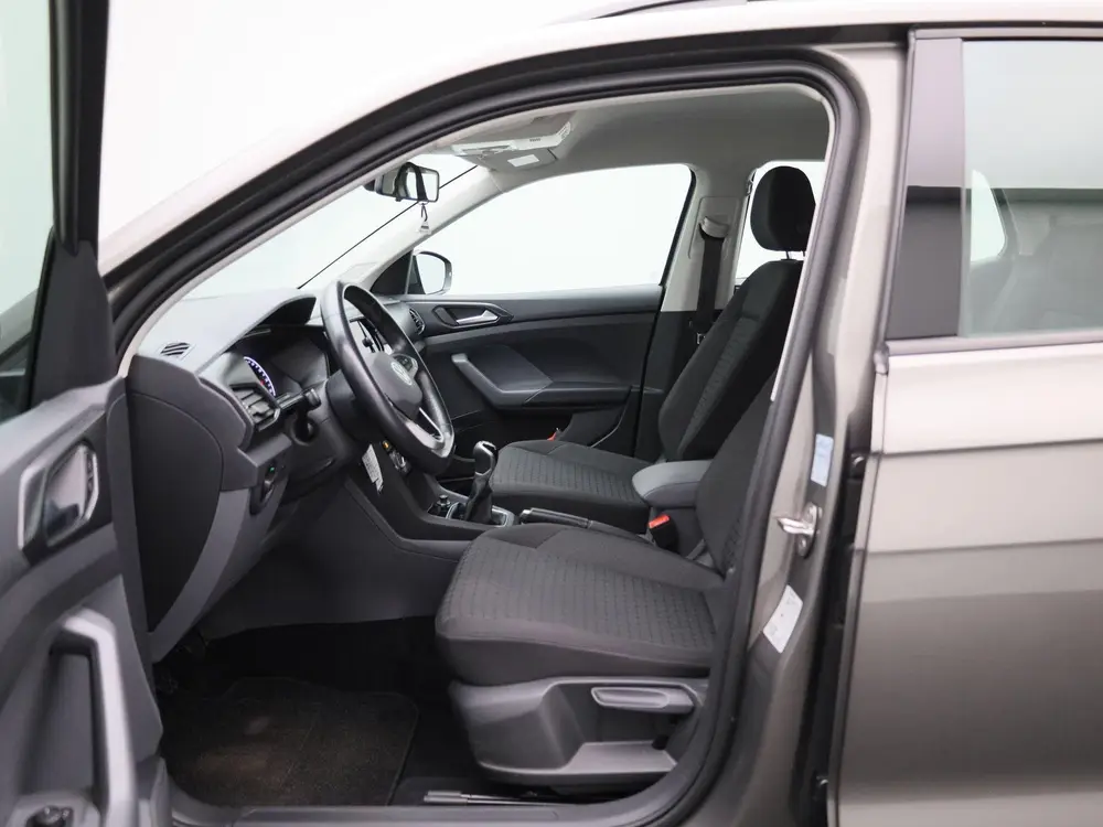 Volkswagen T-Cross 1.0 TSI Life | ACHTERUITRIJCAMERA | APPLE uit 2021, foto 9