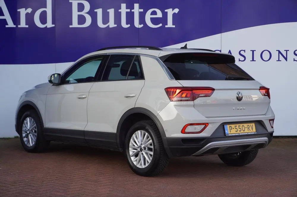 Volkswagen T-Roc 1.5 TSI Life 150PK / Orig-NL / Vitrual /Nav uit 2022, foto 3