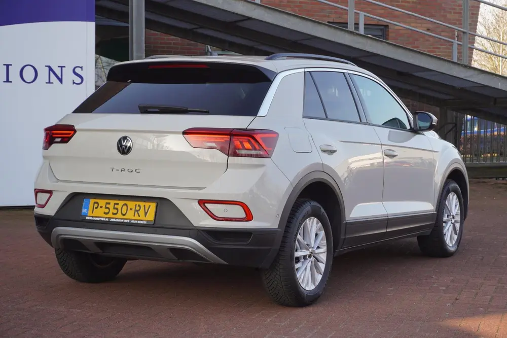 Volkswagen T-Roc 1.5 TSI Life 150PK / Orig-NL / Vitrual /Nav uit 2022, foto 4