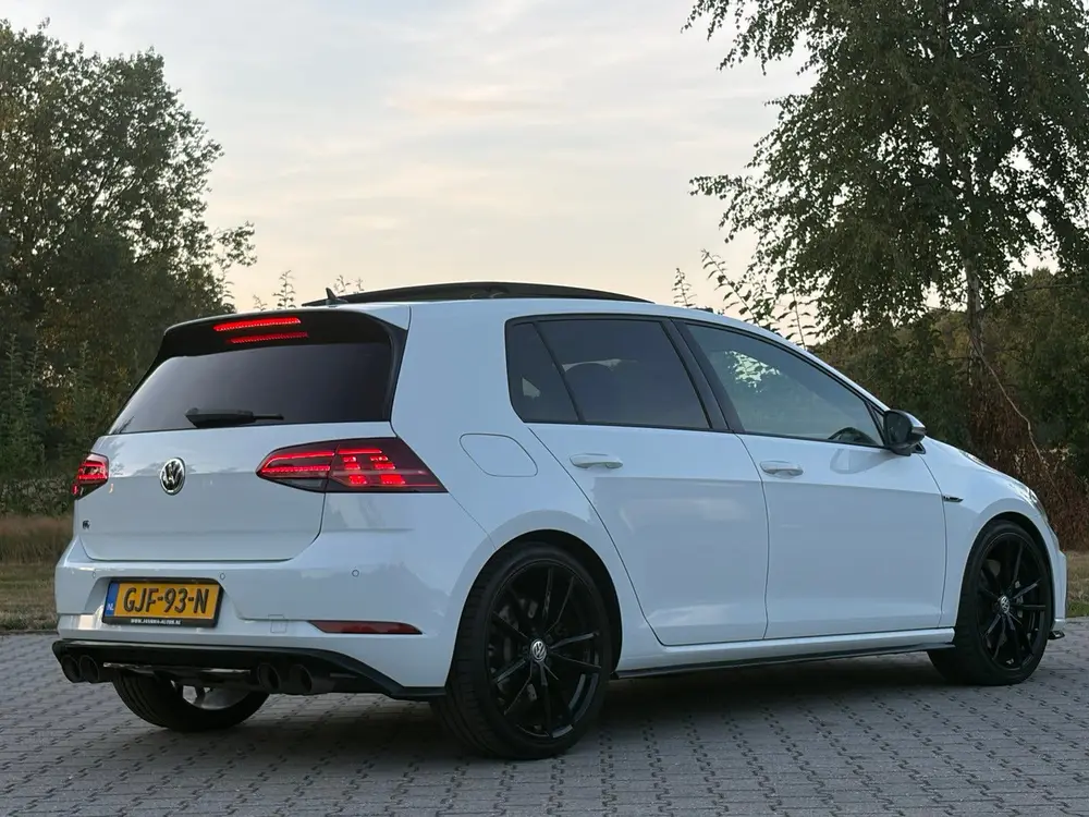 Volkswagen Golf VII Golf 2.0 TSI R Performance Pano Akra Leer VOL! uit 2020, foto 17