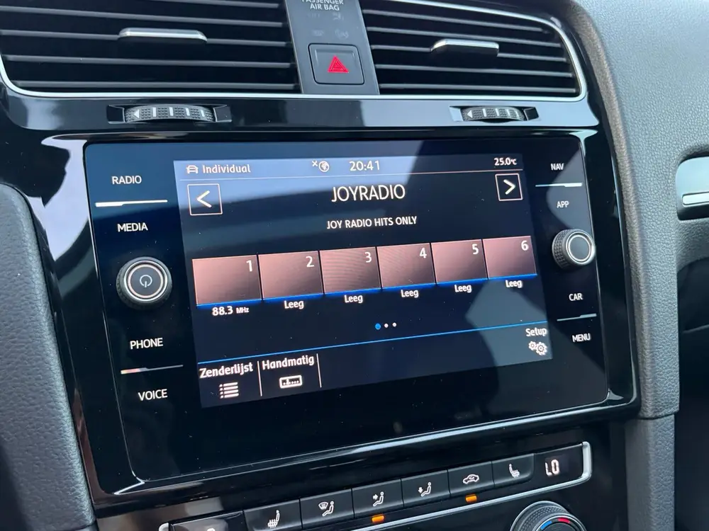 Volkswagen Golf VII Golf 2.0 TSI R Performance Pano Akra Leer VOL! uit 2020, foto 20