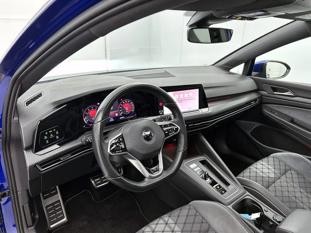 Volkswagen Golf 1.5 eTSI R-Line | PANORAMADAK | ACHTERUITRIJ uit 2021, foto 20