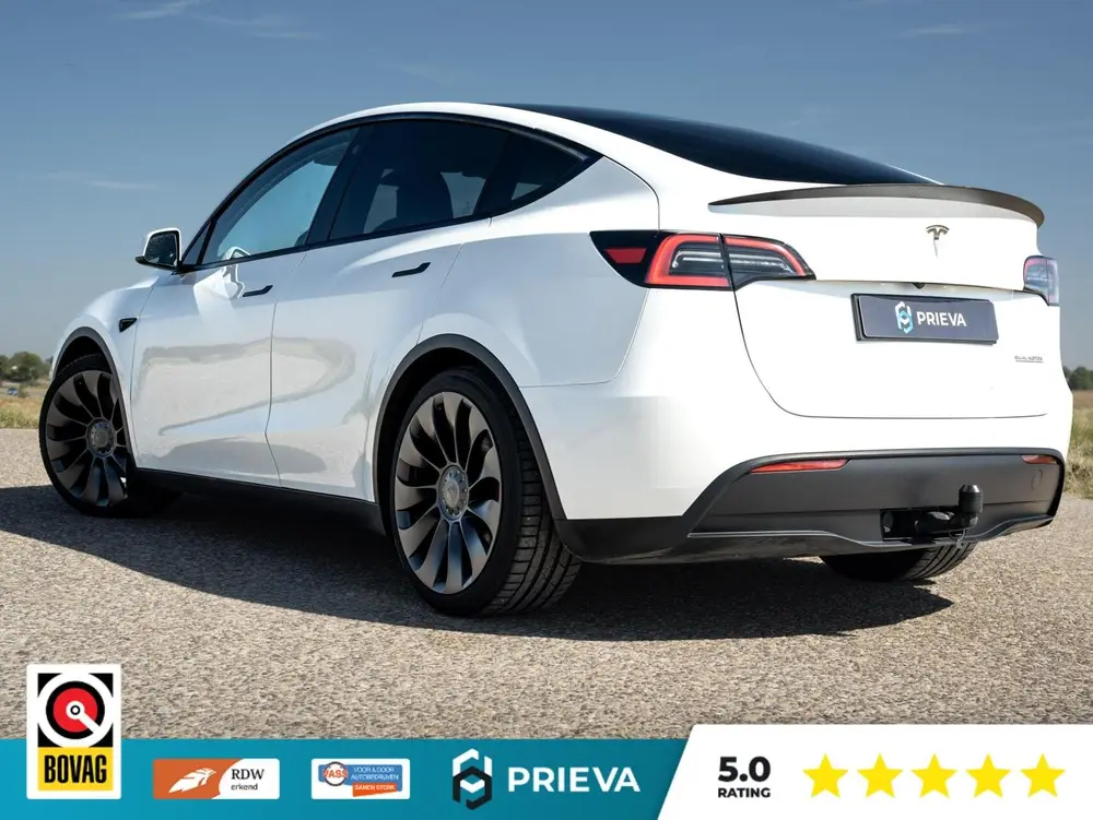 Tesla Model Y Performance AWD uit 2023, foto 4