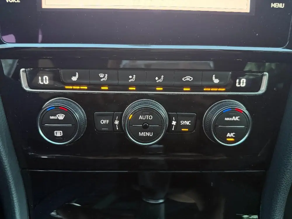 Volkswagen VOLKSWAGEN Golf 7.5  2019 uit 2019, foto 6