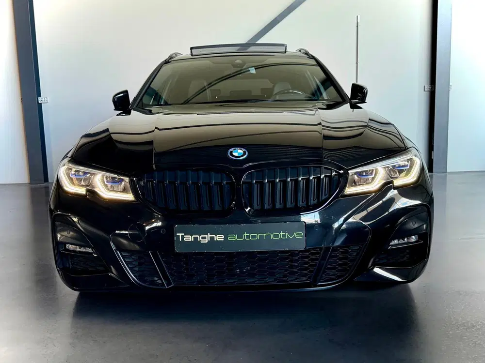 BMW 3-serie 330e M-Sport uit 2022, foto 6