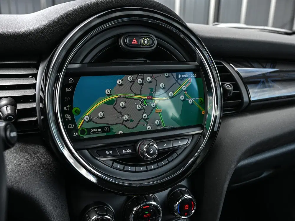 Mini Electric Yours 33 kWh uit 2020, foto 14