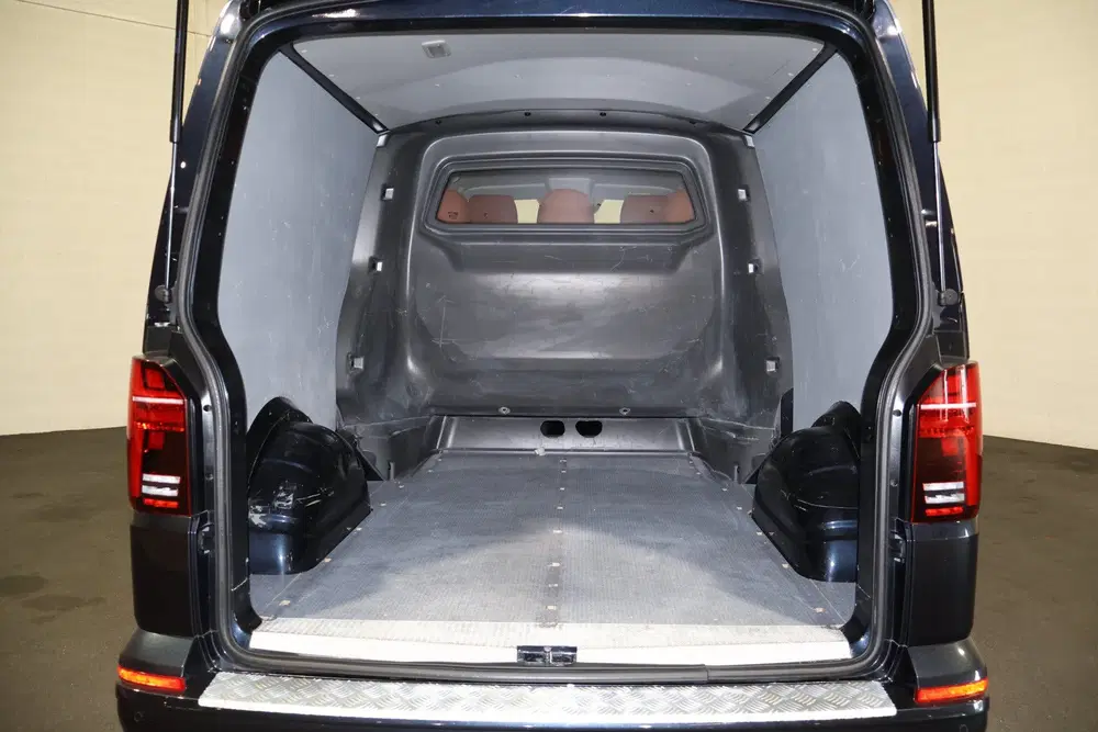 Volkswagen Transporter 2.0 TDI 204pk L2 H1 DC Bulli Automaat uit 2024, foto 14