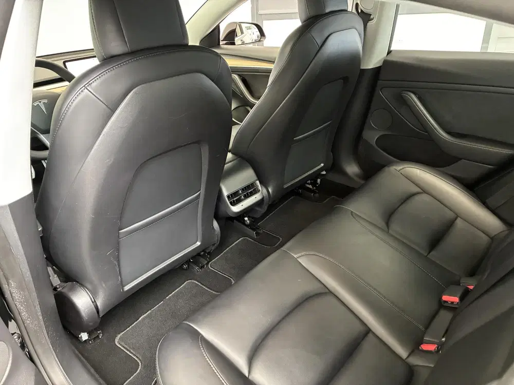 Tesla Model 3 Performance AWD 75 kWh uit 2021, foto 15