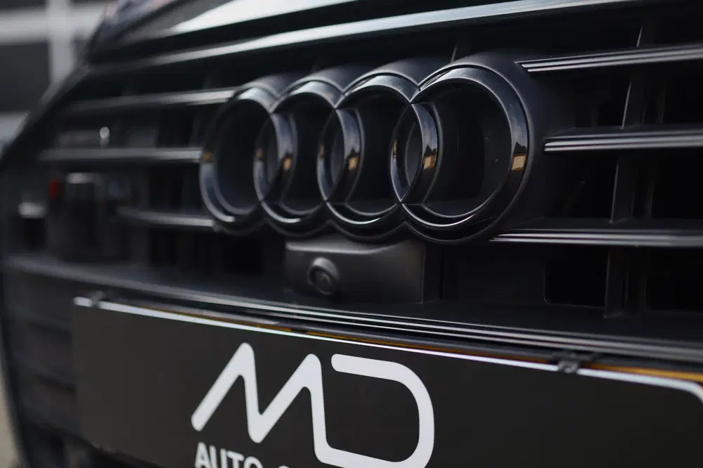 Audi A6 55 TFSI e quattro Competition S-Line 367 p uit 2020, foto 13