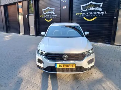 Volkswagen T-ROC 1.5 TSI Sport uit 2020