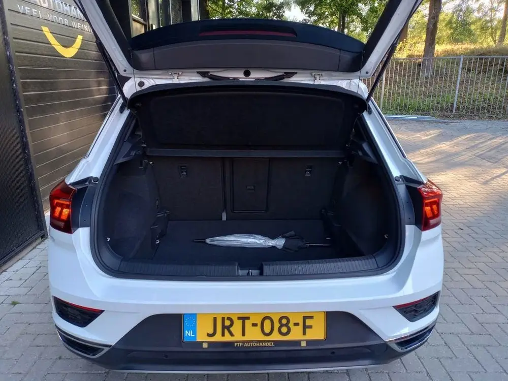 Volkswagen T-ROC 1.5 TSI Sport uit 2020, foto 5