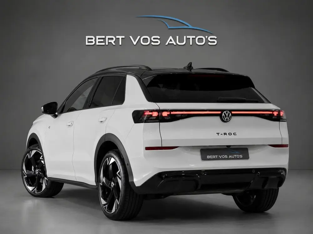 Volkswagen T-Roc 1.5 eTsi R-Line First Edition uit 2026, foto 13