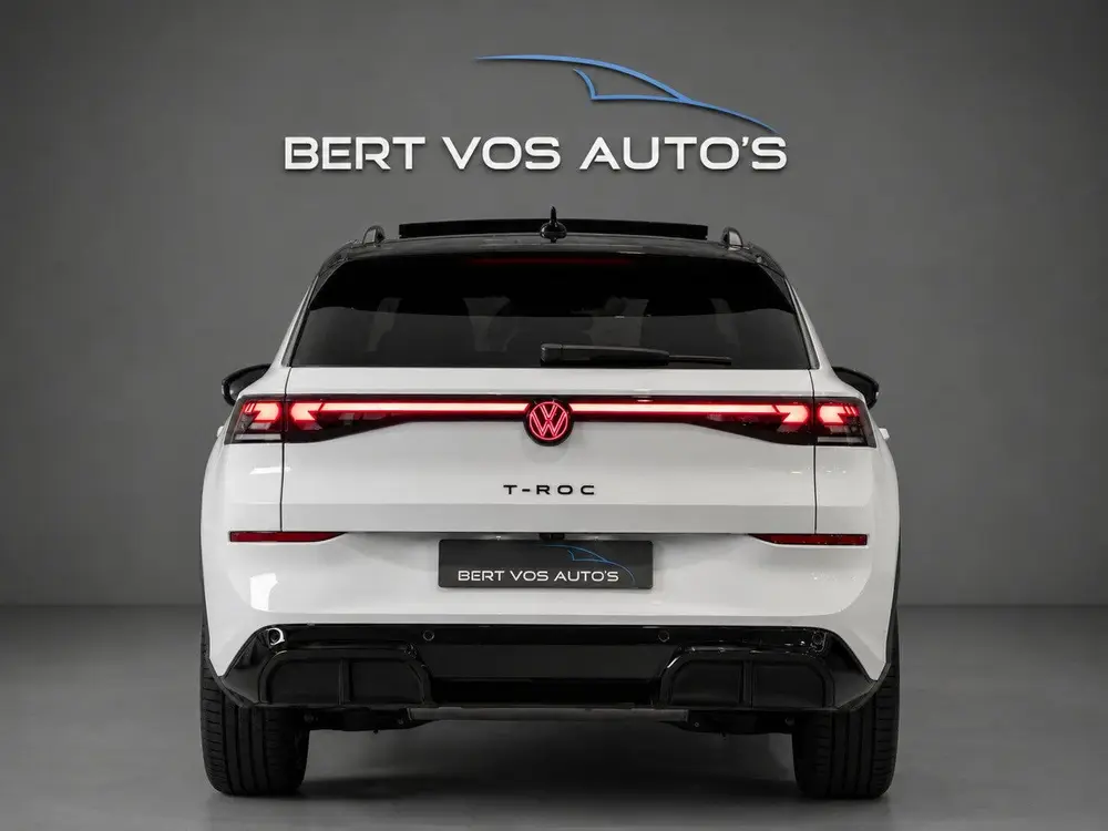 Volkswagen T-Roc 1.5 eTsi R-Line First Edition uit 2026, foto 17