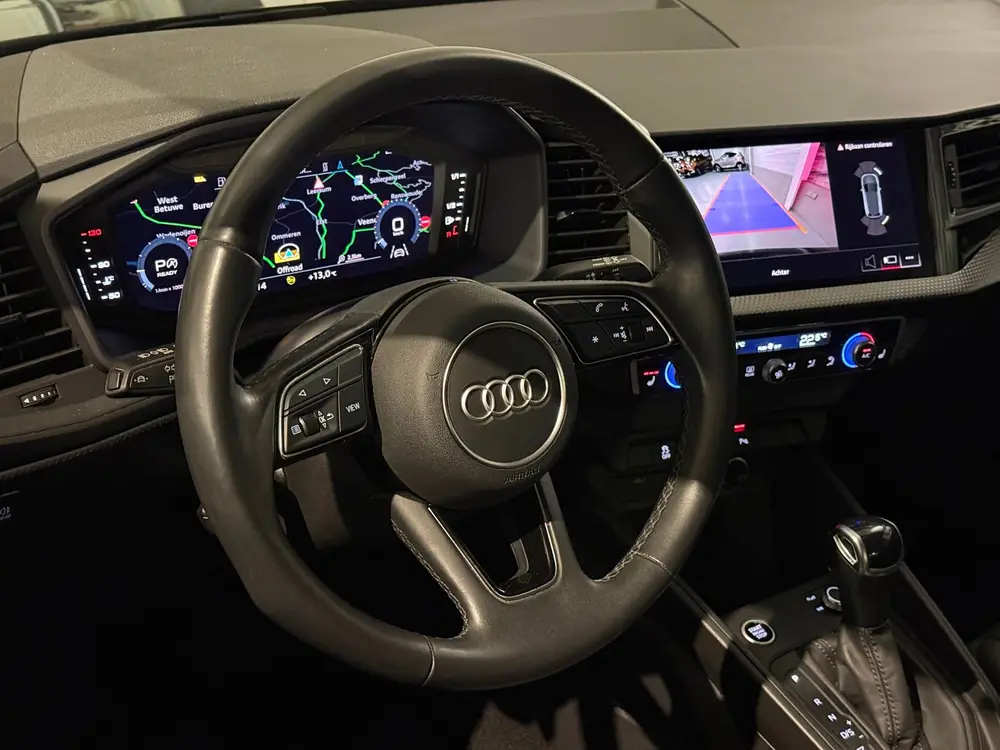 Audi A1 30 TFSI Advanced edition uit 2023, foto 4