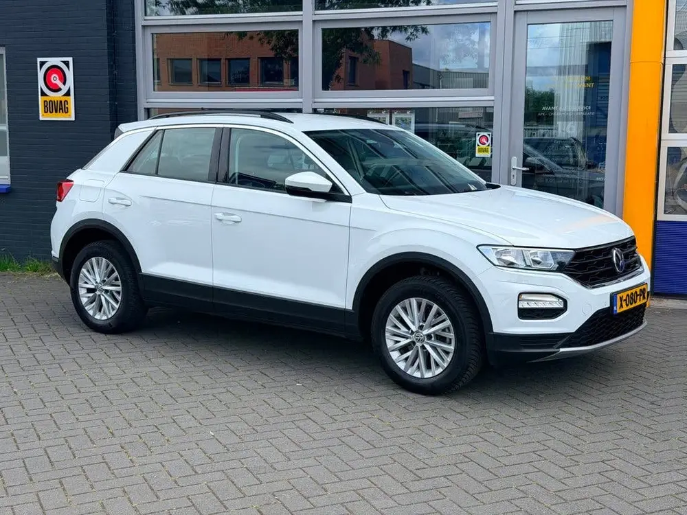 Volkswagen T-Roc 1.5 TSI Sport - Automaat - Trekhaak - CarPl uit 2020, foto 3