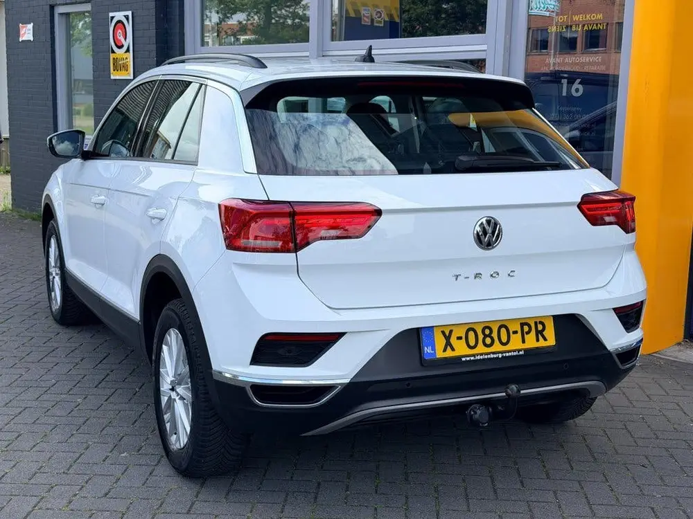 Volkswagen T-Roc 1.5 TSI Sport - Automaat - Trekhaak - CarPl uit 2020, foto 5